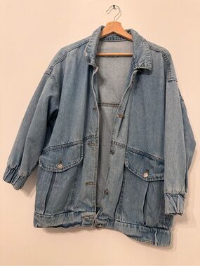 Light Wash Denim Jacket - Blue